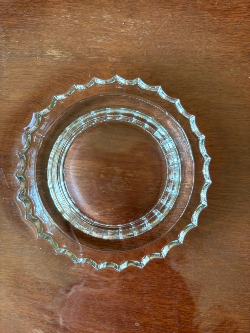 Colonial glass vintage open